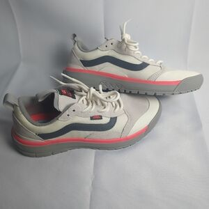 Vans MTE ultra range low sz men 7.5 women 9